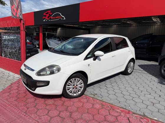FIAT PUNTO 1.4 ATTRACTIVE ITALIA 8V FLEX 4P MANUAL